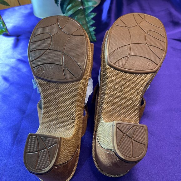 ๐easy Street Comfy 3 inch high Heels Slide Sandals with Adjustable Straps - Picture 8 of 16